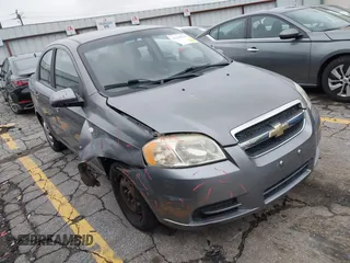 2008 Chevrolet Aveo LS with VIN KL1TD56618B047314, listed as a IAAI auction lot 41628910 with 72,802 mi miles. Bid and sale history available at carsss.com. Image 1.