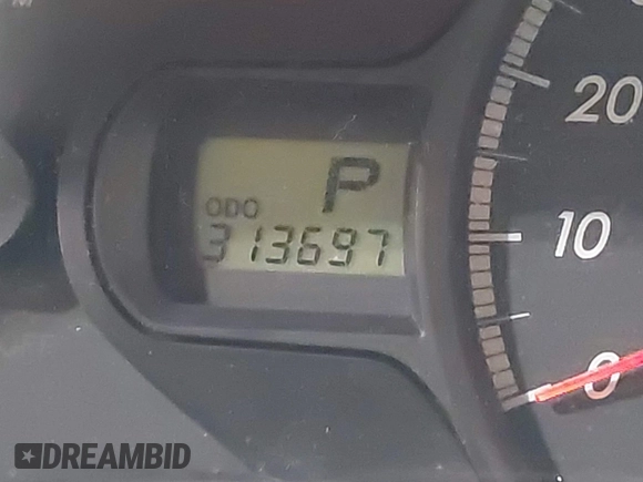 2013 Toyota Sienna LE AAS with VIN 5TDKK3DC6DS298372, listed as a IAAI auction lot 42062376 with 313,697 mi miles. Bid and sale history available at carsss.com. Image 16.