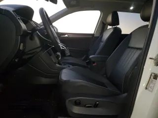 2024 Volkswagen Tiguan SE с VIN 3VVMB7AX2RM052032, выставлен на аукционе Copart как лот 85764774 с пробегом 11 763 миль миль и Списание • Salvage title. История ставок и продаж доступна на DreamBid. Изображение 7.