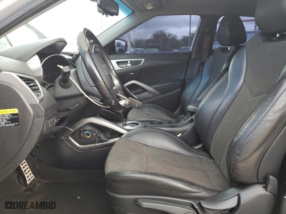 2014 Hyundai Veloster with VIN KMHTC6AD7EU209241, listed as a Copart auction lot 83997134 with 71,965 mi miles and Clean Title. Bid and sale history available at carsss.com. Image 7.