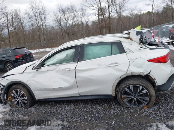 2017 Infiniti QX30 Premium with VIN SJKCH5CR5HA030269, listed as a IAAI auction lot 40977881 with 54,891 mi miles and . Bid and sale history available at DreamBid. Image 14.