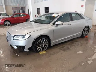 2017 Lincoln MKZ Select с VIN 3LN6L5D95HR624794, выставлен на аукционе IAAI как лот 41601895 с пробегом 81 972 миль миль и . История ставок и продаж доступна на DreamBid. Изображение 20.