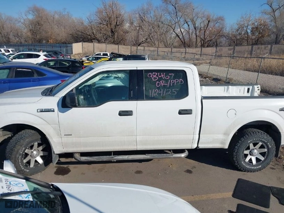 2015 Ford F-150 XLT w/HD Payload Pkg with VIN 1FTFW1EG7FFB09470, listed as a IAAI auction lot 41455246 with 152,766 mi miles. Bid and sale history available at carsss.com. Image 14.