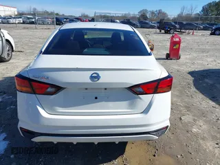 2020 Nissan Altima 2.5 S with VIN 1N4BL4BV2LN313211, listed as a IAAI auction lot 41468768 with 160,940 mi miles. Bid and sale history available at carsss.com. Image 16.