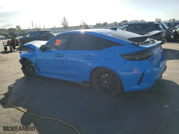 2024 Honda Civic Type R with VIN JHMFL5G47RX003147, listed as a Copart auction lot 52100475 with 5,391 mi miles and Salvage Title. Bid and sale history available at carsss.com. Image 2.
