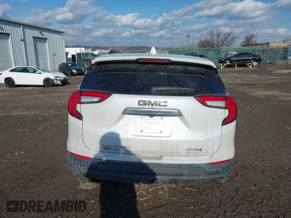 2022 GMC Terrain AT4 z VIN 3GKALYEV1NL156867, wystawiony jako IAAI lot #41339310 z przebiegiem 42 696 mil mil oraz . Historia ofert i sprzedaży dostępna na DreamBid. Obrazek 16.