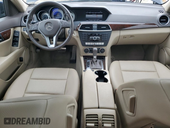 2013 Mercedes-Benz C 250 Sport с VIN WDDGF4HB9DR298923, выставлен на аукционе Copart как лот 56575025 с пробегом 63 041 миль миль и Списание • Salvage title. История ставок и продаж доступна на DreamBid. Изображение 8.