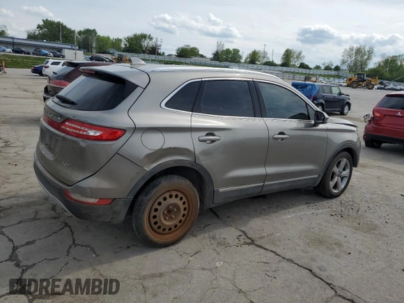 2017 Lincoln MKC Premiere with VIN 5LMCJ1C99HUL44983, listed as a Copart auction lot 54382835 with Not Provided miles and Clean Title. Bid and sale history available at DreamBid. Image 3.