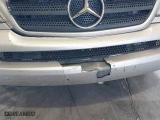 2002 Mercedes-Benz M-Class with VIN 4JGAB54E32A360356, listed as a IAAI auction lot 40540769 with 235,810 mi miles. Bid and sale history available at carsss.com. Image 6.