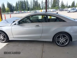 2016 Mercedes-Benz E 400 with VIN WDDKJ6HB6GF328700, listed as a IAAI auction lot 42157340 with 125,183 mi miles and . Bid and sale history available at DreamBid. Image 14.