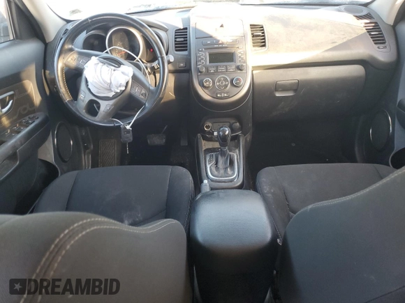 2013 Kia Soul + with VIN KNDJT2A68D7485849, listed as a Copart auction lot 88450405 with 0 mi miles and Salvage Title. Bid and sale history available at carsss.com. Image 8.