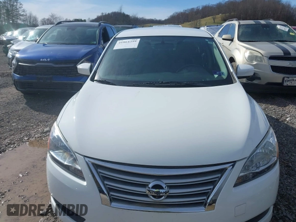 2015 Nissan Sentra S with VIN 3N1AB7AP2FY250621, listed as a IAAI auction lot 41864359 with 132,577 mi miles. Bid and sale history available at carsss.com. Image 6.