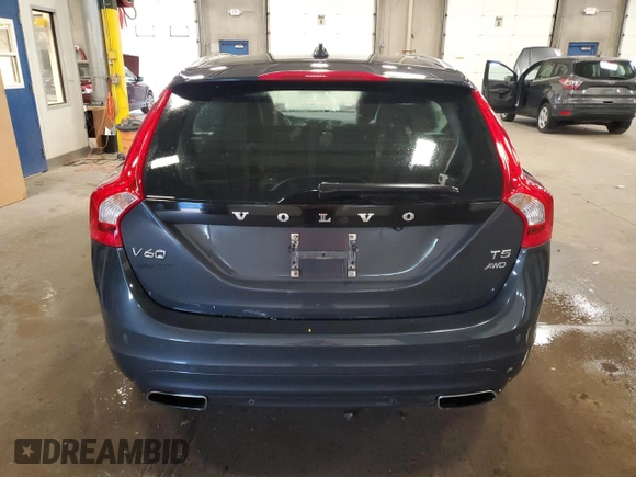 2015 Volvo V60 z VIN YV1612SC8F1212622, wystawiony jako Copart lot #58492135 z przebiegiem 114 137 mil mil oraz Tytuł czysty. Historia ofert i sprzedaży dostępna na DreamBid. Obrazek 6.