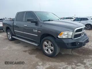 2014 Ram 1500 Big Horn z VIN 1C6RR7LT3ES473437, wystawiony jako IAAI lot #42271994 z przebiegiem 194 369 mil mil oraz . Historia ofert i sprzedaży dostępna na DreamBid. Obrazek 1.