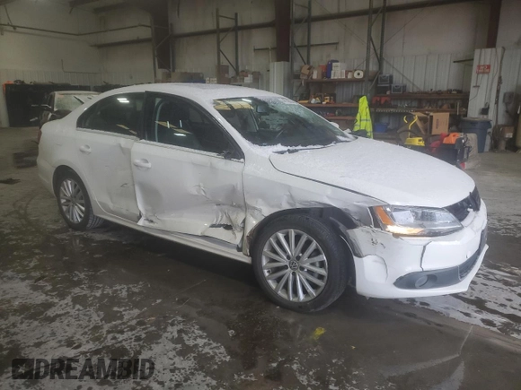2012 Volkswagen Jetta Sedan SEL w/Sunroof with VIN 3VWLX7AJ7CM305373, listed as a Copart auction lot 44760535 with 66,268 mi miles and Salvage Title. Bid and sale history available at carsss.com. Image 4.