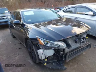 2019 Nissan Altima 2.5 SL with VIN 1N4BL4EV1KC113863, listed as a IAAI auction lot 41723231 with 99,165 mi miles. Bid and sale history available at carsss.com. Image 1.