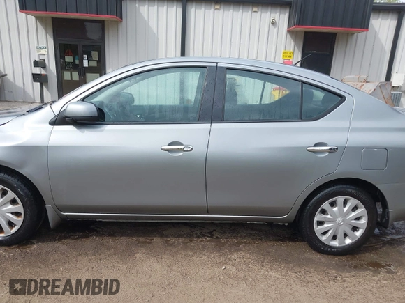 2014 Nissan Versa SV with VIN 3N1CN7AP3EL838748, listed as a IAAI auction lot 42079855 with 165,329 mi miles and . Bid and sale history available at carsss.com. Image 14.