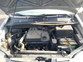 2002 Toyota Sienna LE with VIN 4T3ZF13C62U427621, listed as a IAAI auction lot 41046114 with 273,301 mi miles. Bid and sale history available at carsss.com. Image 10.