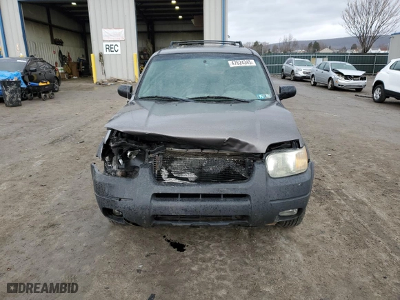 2002 Ford Escape XLT Choice with VIN 1FMYU04152KD66372, listed as a Copart auction lot 47624345 with 210,524 mi miles and Salvage Title. Bid and sale history available at carsss.com. Image 5.