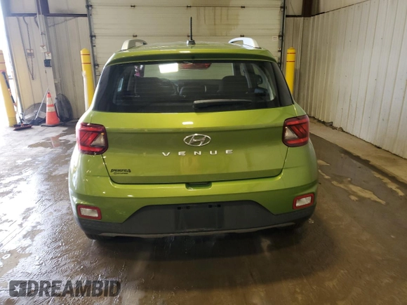 2024 Hyundai Venue SEL with VIN KMHRC8A33RU297000, listed as a Copart auction lot 44927355 with 13,574 mi miles and Salvage Title. Bid and sale history available at DreamBid. Image 6.