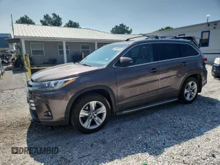 2017 Toyota Highlander Limited with VIN 5TDYZRFH5HS223377, listed as a Copart auction lot 58999365 with 122,857 mi miles and Salvage title. Bid and sale history available at DreamBid. Image 1.