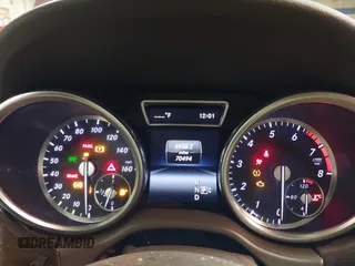 2014 Mercedes-Benz M 350 z VIN 4JGDA5HB3EA398285, wystawiony jako IAAI lot #41912903 z przebiegiem 70 494 mil mil oraz . Historia ofert i sprzedaży dostępna na DreamBid. Obrazek 7.