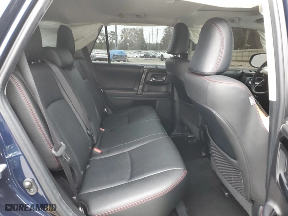 2020 Toyota 4Runner SR5 with VIN JTEBU5JR9L5833287, listed as a Copart auction lot 42039295 with 0 mi miles and Salvage Title. Bid and sale history available at carsss.com. Image 11.