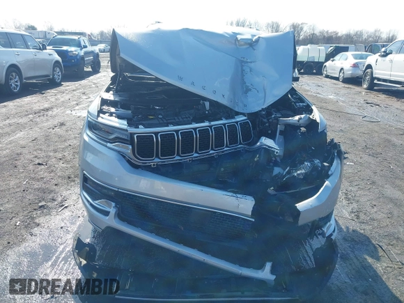 2022 Jeep Wagoneer Series II with VIN 1C4SJVBT6NS141001, listed as a IAAI auction lot 41561935 with 55,511 mi miles and . Bid and sale history available at DreamBid. Image 6.