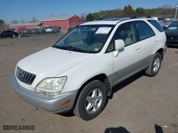 2001 Lexus RX 300 with VIN JTJHF10U810202173, listed as a IAAI auction lot 41775565 with 251,989 mi miles. Bid and sale history available at carsss.com. Image 2.