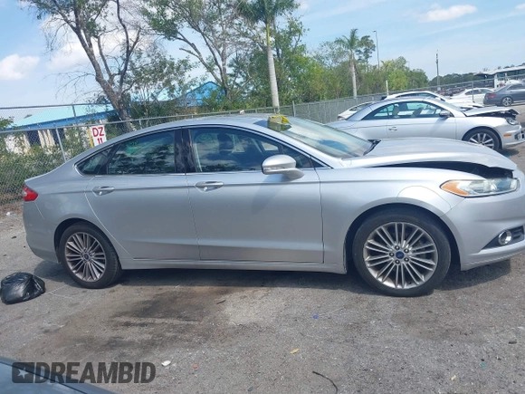 2014 Ford Fusion SE with VIN 3FA6P0HD0ER133772, listed as a IAAI auction lot 41800268 with 135,518 mi miles. Bid and sale history available at carsss.com. Image 13.