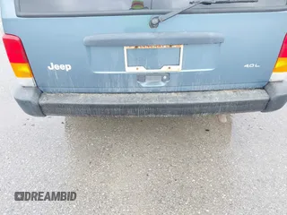 1997 Jeep Cherokee Sport с VIN 1J4FJ68S2VL569562, выставлен на аукционе IAAI как лот 42235601 с пробегом Не указан миль и . История ставок и продаж доступна на DreamBid. Изображение 12.