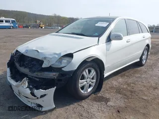 2009 Mercedes-Benz R 3.5L with VIN 4JGCB65E09A092583, listed as a IAAI auction lot 42102652 with 161,426 mi miles and . Bid and sale history available at DreamBid. Image 2.