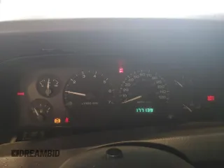 2004 Jeep Grand Cherokee Laredo z VIN 1J4GW48S74C165732, wystawiony jako Copart lot #56316885 z przebiegiem 177 139 mil mil oraz Szkoda całkowita • Salvage title. Historia ofert i sprzedaży dostępna na DreamBid. Obrazek 9.