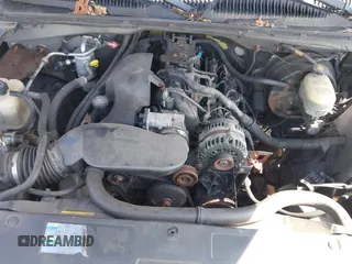 2006 GMC Sierra 1500 with VIN 2GTEK19N461211249, listed as a IAAI auction lot 41923762 with 233,730 mi miles and . Bid and sale history available at DreamBid. Image 10.