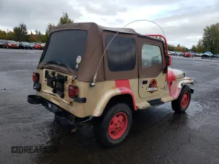 1993 Jeep Wrangler with VIN 1J4FY29S4PP227609, listed as a Copart auction lot 78205764 with 197,549 mi miles and Salvage Title. Bid and sale history available at carsss.com. Image 3.