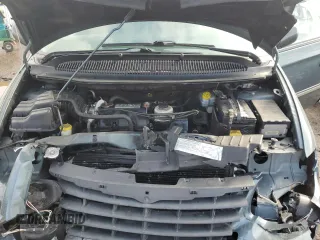 2006 Chrysler Town & Country Touring with VIN 2A4GP54L96R618650, listed as a Copart auction lot 52519325 with 130,234 mi miles and Salvage title. Bid and sale history available at DreamBid. Image 12.