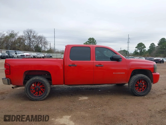 2011 Chevrolet Silverado 1500 with VIN 3GCPCPEA3BG174921, listed as a IAAI auction lot 41714566 with 180,806 mi miles and . Bid and sale history available at DreamBid. Image 13.