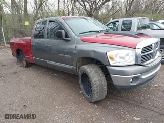 2007 Dodge Ram 1500 SLT with VIN 1D7HU18207J556080, listed as a IAAI auction lot 41928278 with 190,952 mi miles. Bid and sale history available at carsss.com. Image 1.