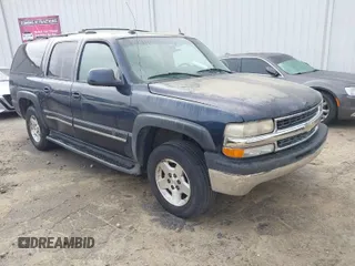 2004 Chevrolet Suburban LT with VIN 1GNEC16ZX4J331121, listed as a IAAI auction lot 41929290 with 293,849 mi miles. Bid and sale history available at carsss.com. Image 1.