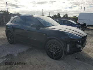 2020 Porsche Cayenne E-Hybrid with VIN WP1AE2AY7LDA22692, listed as a Copart auction lot 42208275 with 33,083 mi miles and Salvage title. Bid and sale history available at DreamBid. Image 4.