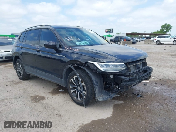 2022 Volkswagen Tiguan S with VIN 3VV0B7AX7NM137070, listed as a IAAI auction lot 42492020 with 24,396 mi miles and . Bid and sale history available at DreamBid. Image 1.