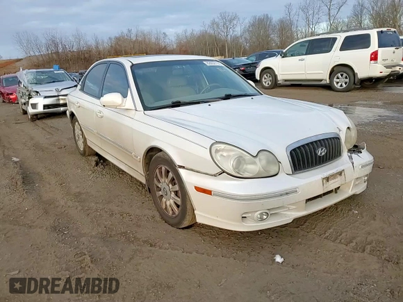 2004 Hyundai Sonata GLS with VIN KMHWF35H84A957433, listed as a Copart auction lot 82852774 with 187,857 mi miles and Salvage Title. Bid and sale history available at carsss.com. Image 10.