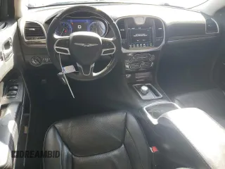 2019 Chrysler 300 Limited with VIN 2C3CCAKG4KH578075, listed as a Copart auction lot 48793195 with 96,986 mi miles and Salvage Title. Bid and sale history available at carsss.com. Image 8.