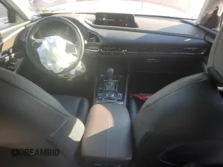 2024 Mazda CX-30 Premium z VIN 3MVDMBDY1RM603405, wystawiony jako Copart lot #42695915 z przebiegiem Nie podano mil oraz Szkoda całkowita • Salvage title. Historia ofert i sprzedaży dostępna na DreamBid. Obrazek 8.