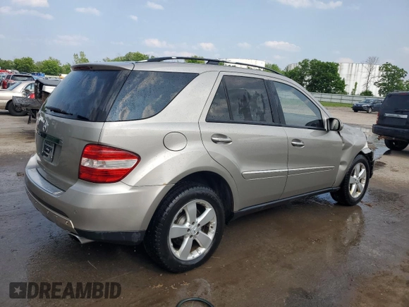 2006 Mercedes-Benz M 500 z VIN 4JGBB75E86A099990, wystawiony jako Copart lot #59701535 z przebiegiem 124 572 mil mil oraz Szkoda całkowita • Salvage title. Historia ofert i sprzedaży dostępna na DreamBid. Obrazek 3.