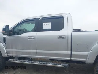 2018 Ford Super Duty F-250 SRW XL with VIN 1FT7W2B6XJEC73803, listed as a IAAI auction lot 41367437 with 77,480 mi miles. Bid and sale history available at carsss.com. Image 14.