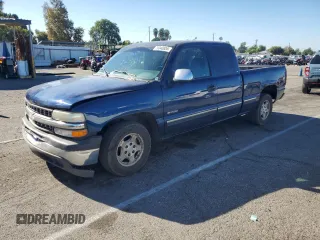 2000 Chevrolet Silverado 1500 LS with VIN 1GCEC19V1YZ156525, listed as a Copart auction lot 79340834 with 274,437 mi miles and Salvage Title. Bid and sale history available at carsss.com. Image 1.