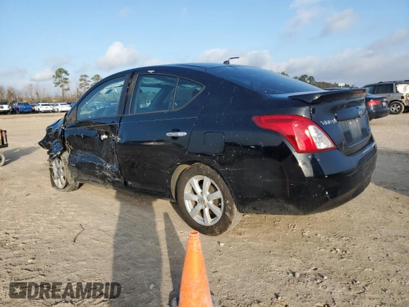 2014 Nissan Versa S with VIN 3N1CN7AP5EL851940, listed as a Copart auction lot 43917585 with 174,468 mi miles and Salvage Title. Bid and sale history available at carsss.com. Image 2.