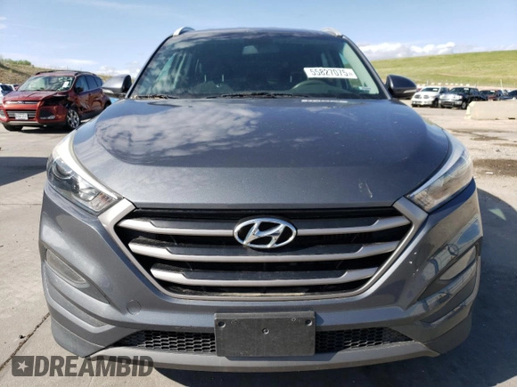 2016 Hyundai Tucson Limited with VIN KM8J33A27GU127856, listed as a Copart auction lot 55827075 with 86,251 mi miles and Clean Title. Bid and sale history available at DreamBid. Image 5.