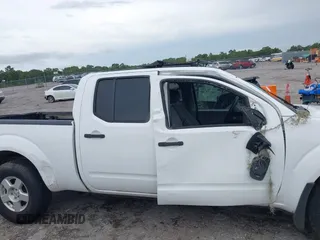 2007 Nissan Frontier SE with VIN 1N6AD09W37C431728, listed as a IAAI auction lot 40173268 with 204,861 mi miles. Bid and sale history available at carsss.com. Image 13.